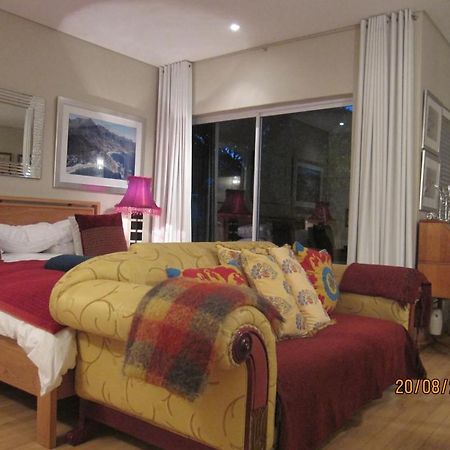 Navona Constantia Guest Cottage Κέιπ Τάουν Εξωτερικό φωτογραφία